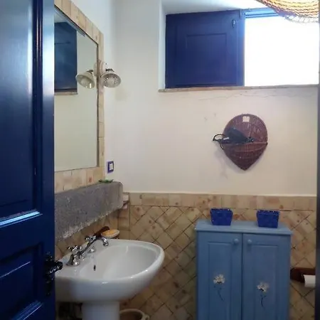 Casa Ajo E Didy, Panorama Sul Mare A * Malfa (Salina)
