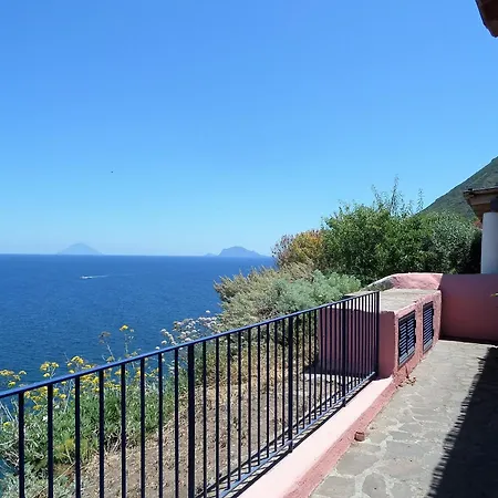 Casa Ajo E Didy, Panorama Sul Mare A Holiday home *